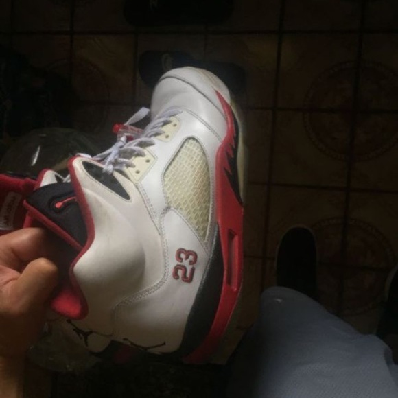 Shoes - Picture 4 of 4